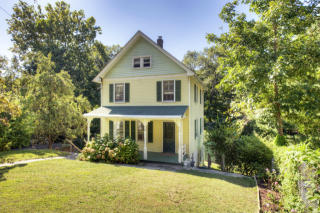 28 Riversville Rd, Greenwich, CT 06831-3661