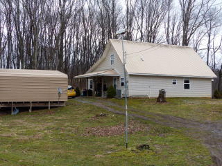 337 Zoo Ln, Tazewell, VA 24651-9065