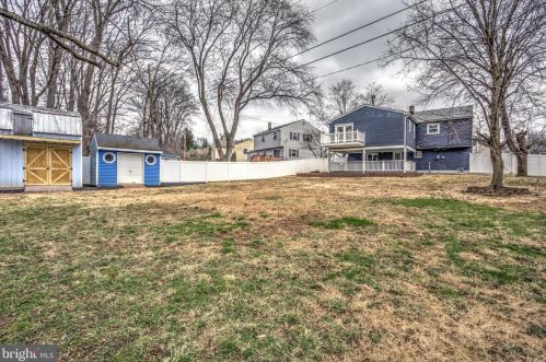 1509 Robert Rd, Lancaster PA  17601-5632 exterior