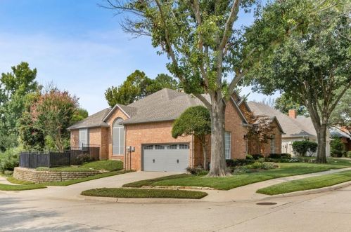 2801 Aberdeen Dr, Lewisville, TX 75022-4350