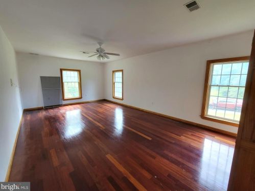 2001 Marymont Rd, Silver Spring MD 20906-1241 exterior