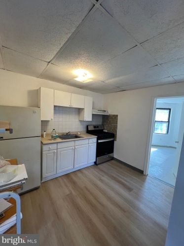 4248 3rd St, Philadelphia PA  19104-2610 exterior