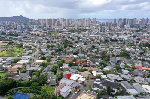 1849 Vancouver Pl, Honolulu HI  96822-2453 exterior