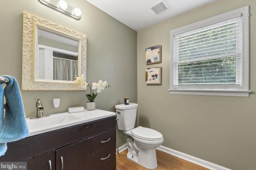 386 Palomino Pl, Charles Town WV  25414-4501 exterior