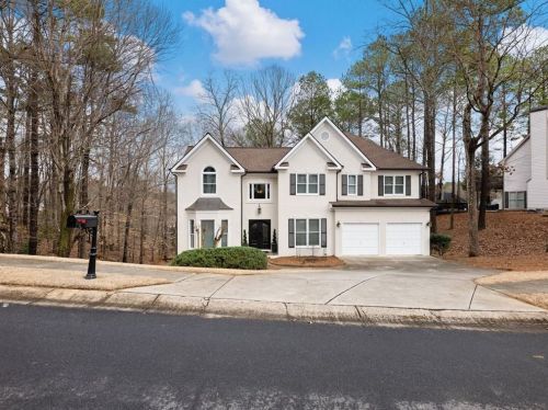 227 Colonial Dr, Holly Springs, GA 30189-6136