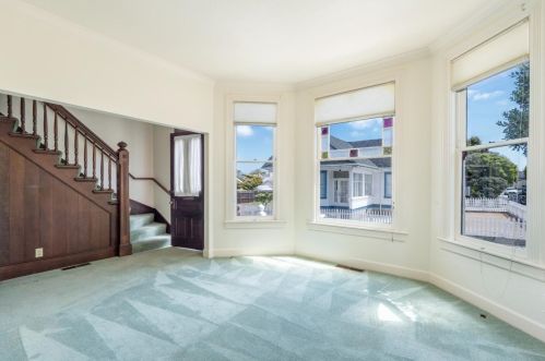 150 18th St, Del Monte Park, CA 93950-2628