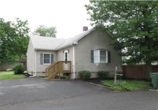 10 Glendale Ave, Edison, NJ 08817-5266