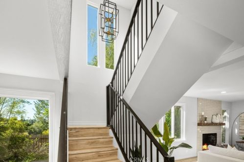 10272 Shadyridge Dr, Santa Ana CA  92705-1567 exterior