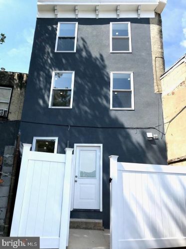 1515 4 St, Philadelphia PA 19148-1303 exterior