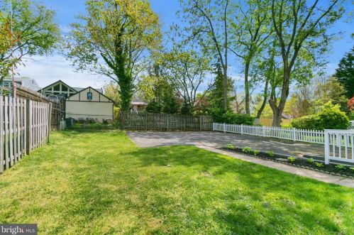 9111 Louis Ave, Silver Spring MD  20910-2129 exterior