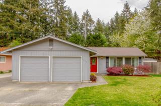 1813 Winnifred St, Tacoma, WA 98465-2231