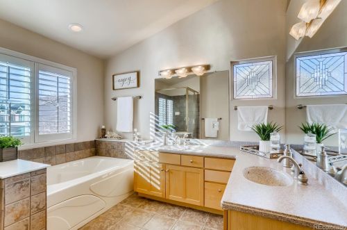 40 Trenton St, Denver CO  80238-3202 exterior