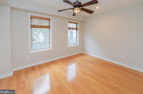 1306 4 St, Philadelphia PA 19140-5652 exterior