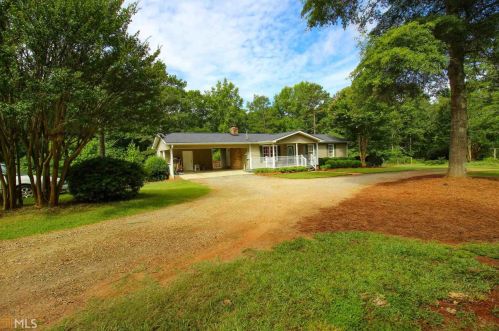 531 Caney Creek Rd, Carrollton, GA 30116-6210