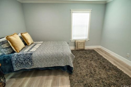 14412 Cordary Ave, Hawthorne CA  90250-8340 exterior