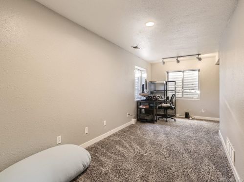 16294 Phillips Ln, Englewood CO  80112-4607 exterior