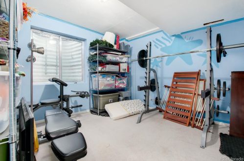 21984 Oxford Pl, Denver CO 80014-5137 exterior