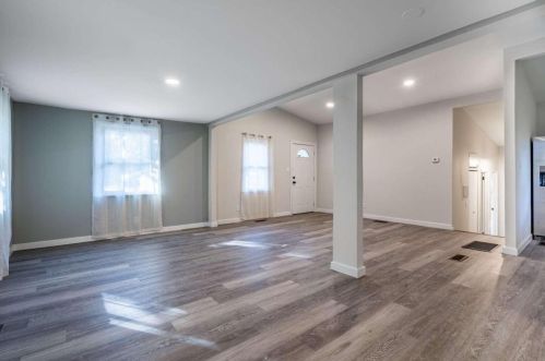 1671 Abner Ct, Atlanta GA  30318-3510 exterior