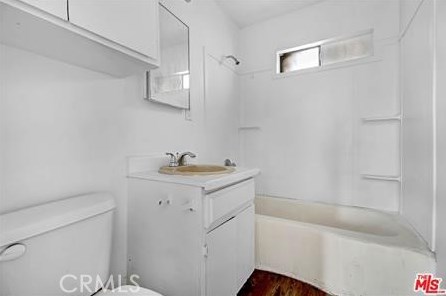 10055 Magnolia St, Bloomington, CA 92316-1817