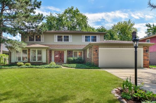 517 Williamsburg Rd, Glendale Heights, IL 60137-6720