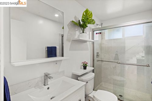 1005 Oak Grove Rd, Concord CA  94518-3004 exterior