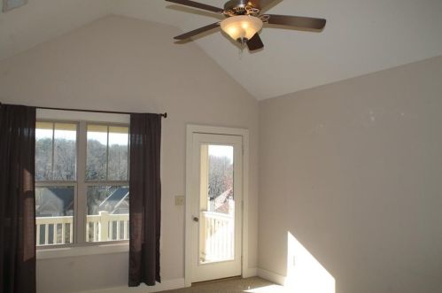 1394 Heights Park Dr, Atlanta GA  30316-3195 exterior