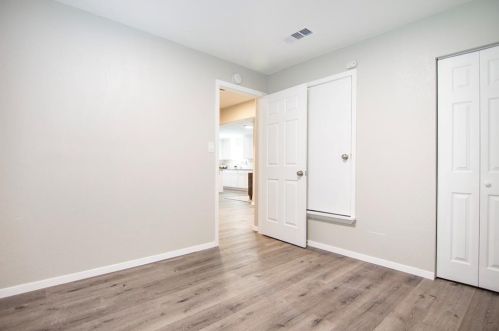 2504 Capri Dr, Fort Worth TX  76114-1725 exterior