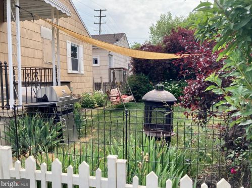 854 Wood St, York, PA 17404-2600