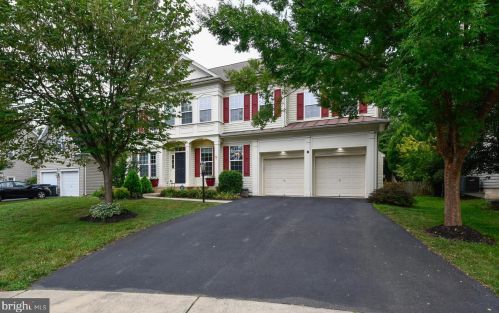 9912 Score Bay Pl, Bristow, VA 20136-5616