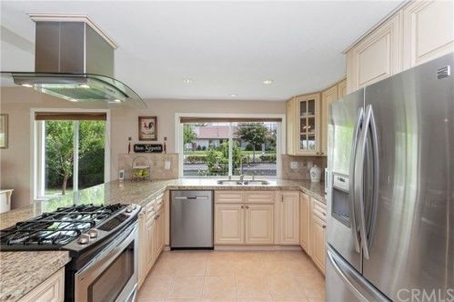 1739 Parkview, Redlands, CA 92374-5557