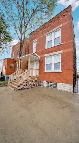 6347 Marshfield Ave, Chicago, IL 60636-2726