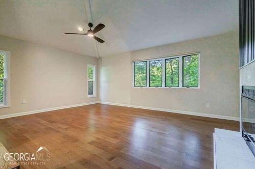 620 Colebrook Ct, Atlanta GA  30327-4710 exterior