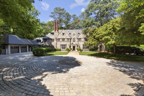 3015 Andrews Dr, Atlanta GA  30305-2001 exterior