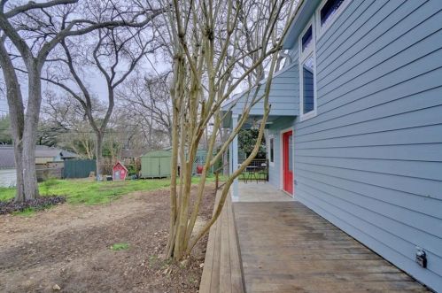 4008 Brookview Rd, Austin, TX 78722-1216