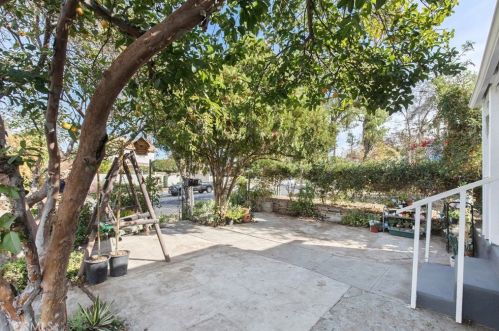 2950 11th St, Riverside CA  92507-4961 exterior