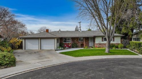 2817 Westchester Ln, Modesto, CA 95350-2447