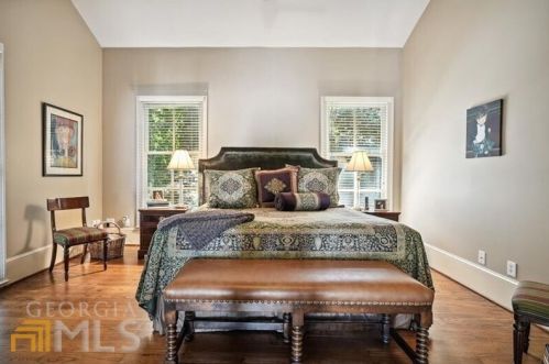 3281 Habersham Rd, Atlanta GA 30305-1170 exterior