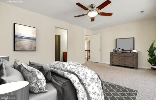 125 Snowy Owl Dr, Silver Spring MD 20901-1656 exterior