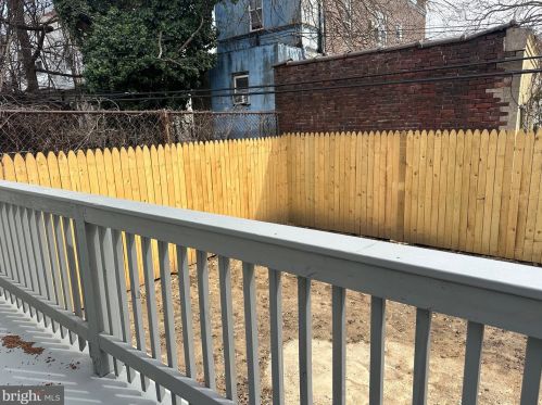 5131 12 St, Philadelphia PA 19123-0037 exterior