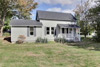 1402 Proctor St, Tacoma, WA 98405-2051