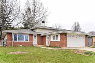 1046 Poplar Ln, Hanover Park, IL 60103-5649