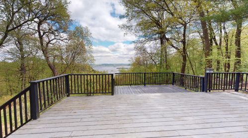 32346 County Road 1, La Crescent, MN 55947-4287