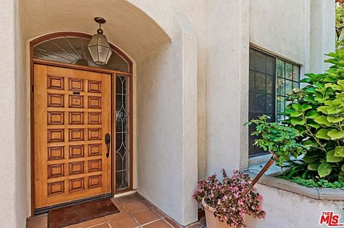 103 Kenneth Rd, Burbank, CA 91501-1400