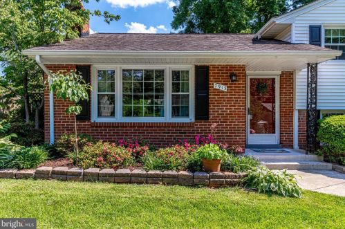 7913 Gosport Ln, Springfield, VA 22151-2408