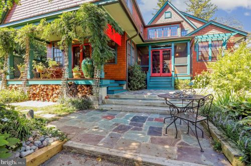 1310 Noyes Dr, Silver Spring MD 20910-2224 exterior