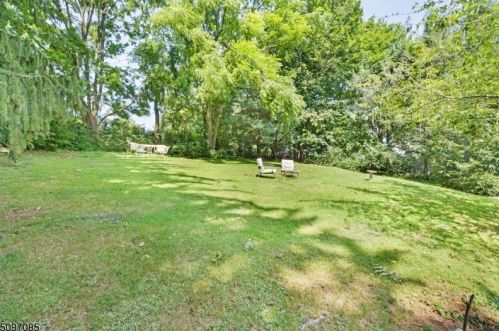 10 Vly Vw Ave, Dover NJ  07869-1316 exterior