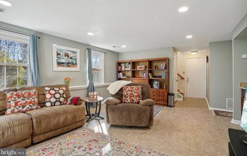 8138 Viola St, Springfield VA  22152-3626 exterior