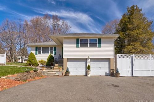 1762 Waterbury Rd, Cheshire, CT 06410-1346