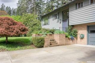 3225 Firwood Dr, Corvallis, OR 97330-1115