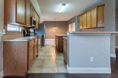 6009 Greenmeadow Dr, Argyle TX 76226-2270 exterior